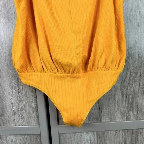Free People Intimately Bodysuit Medium Yellow Spaghetti Straps Ribbed Sz M - Picture 2 of 8